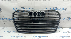 Решетка радиатора в сборе Audi A6 C7 16-18 рест, с эмблемой "quattro", черный глянец+хром, под парктроники, полез хром, незаводские отверстия, тычки, сколы, надломаны крепления