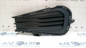 Грати бампера права VW Jetta 22-24 без птф, структура
