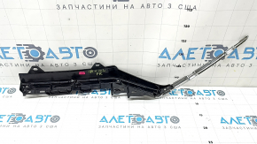 Молдинг решетки радиатора grill правый Honda CRV 20-22 с накладкой