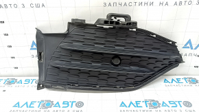 Решітка переднього бампера права Mercedes GLC 300 20-22 структура під парктронік, AMG pkg