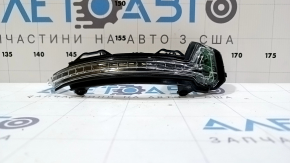 Повторювач повороту правого дзеркала VW Tiguan 18-24