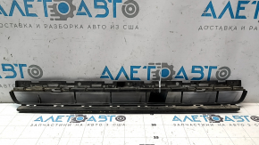 Нижняя решетка переднего бампера Audi A4 B9 17-19 нет фрагментов