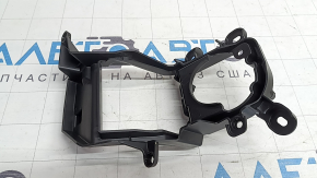 Кронштейн ПТФ правий Lexus RX350 RX350h RX450h 23-26 Canada built