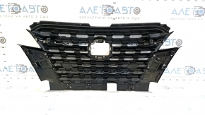 Решетка радиатора grill Nissan Kicks 21-25 рест, S,SV