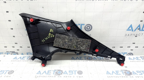 Накладка задней стойки верхняя левая Toyota Prius 50 16-20 черная, царапина