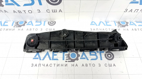 Крепление переднего бампера правое Toyota Prius 50 16-22 сломана защелка