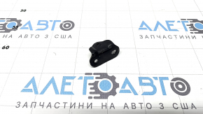Кронштейн амортизатора двери багажника верхний левый Toyota Prius 50 16-19