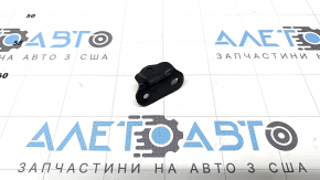 Кронштейн амортизатора двери багажника верхний правый Toyota Prius 50 16-19