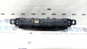 Управление климат-контролем Toyota Prius 50 16-22 царапины