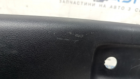 Накладка центральной консоли задняя Toyota Prius 50 16-18 черная, царапины