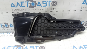 Решітка переднього бампера права Acura MDX 17-20 рест
