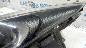 Фара передняя правая Toyota Prius 50 16-18 LED под полировку, царапины