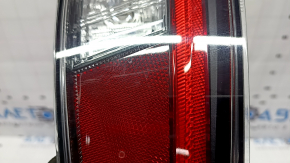 Фонарь нижний бампер левый Toyota Prius 50 16-18 царапины, стекло грязное изнутри