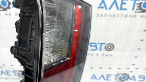 Фонарь нижний бампер левый Toyota Prius 50 16-18 царапины, стекло грязное изнутри