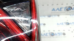 Фонарь верхний крыло правый Toyota Prius 50 16-18 царапины, надломано крепление, стекло грязное изнутри