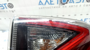 Фонарь верхний крыло правый Toyota Prius 50 16-18 царапины, надломано крепление, стекло грязное изнутри