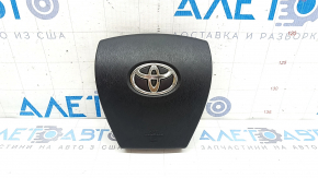 Подушка безпеки airbag в кермо водійська Toyota Prius V 12-17 чорна, подряпини