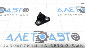 Кронштейн амортизатора двери багажника левый Chevrolet Volt 16-19
