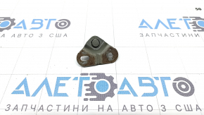 Кронштейн амортизатора двери багажника левый Chevrolet Volt 16-19