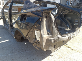 Четверть крыло задняя левая Toyota Prius 50 16-18 под BSM на кузове, черная, тычки