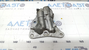 Корпус масляного фильтра Toyota Prius 50 16-17