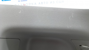 Обшивка арки правая Toyota Prius V 12-17 серая, царапины
