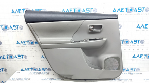 Обшивка двери карточка задняя левая Toyota Prius V 15-17 серая, подлокотник кожа серая, с ручкой, царапины, надлом крепления