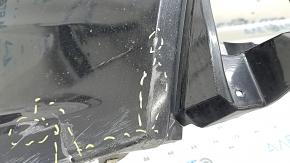 Бампер передний голый Toyota Prius V 15-17 рест, черный, трещина, трещины в креплениях, царапины
