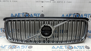 Решітка радіатора grill Volvo XC90 16-19 сіра, обрамлення хром, під камеру