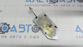 Заглушка буксировочного крюка переднего бампера Chevrolet Volt 16-