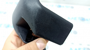 Заглушка салазки заднего левого сиденья 2 ряд передняя левая Toyota Prius V 12-17 черная, царапины
