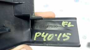 Заглушка салазки заднего левого сиденья 2 ряд передняя левая Toyota Prius V 12-17 черная, царапины