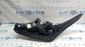 Фонарь левый Chevrolet Volt 16-19 царапины
