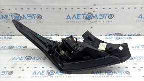 Фонарь правый Chevrolet Volt 16-19 царапины