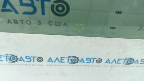 Лобовое стекло Toyota Prius V 12-17 воздух по кромке, песок