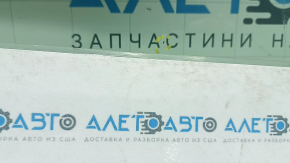 Лобовое стекло Toyota Prius V 12-17 воздух по кромке, песок