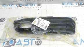 Решетка переднего бампера левая Audi A4 B8 08-12 дорест
