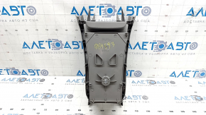 Накладка центральной консоли Toyota Prius V 15-17 серая, царапины