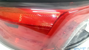 Фонарь внешний крыло левый Ford Escape MK4 20-22 галоген, царапины