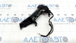 Кнопки управления на руле правые Toyota Prius V 15-17 царапины