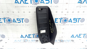Площадка для отдыха ноги Ford Escape MK4 20- черная, потерта