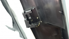 Обшивка арки правая Ford Escape MK4 20-26 черная, потерта, царапины, надлом крепления