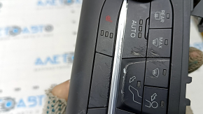 Управление климат-контролем Ford Escape MK4 20-23 auto под подогрев сидений, царапины