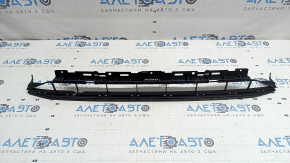 Нижні ґрати переднього бампера Audi A4 B9 17-19 S-Line, відсутній фрагмент