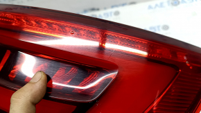 Фонарь внешний крыло правый Audi A4 B9 17-17 седан LED, царапины, в клею