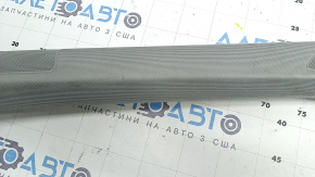 Накладка передней стойки верхняя левая Audi A4 B9 17-17 серая, Bang and Olufsen, под химчистку