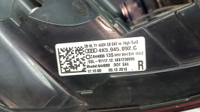 Фонарь внешний крыло правый Audi A6 C8 19-24 под анимацию, с хром молдингом, потерт, тычка