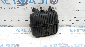 Резонатор інтеркулера Porsche Macan 17-21 2.0T