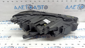 Фара передняя левая VW Jetta 25-26 в сборе LED, без range control, скол