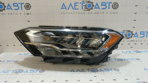 Фара передняя правая VW Jetta 19-24 LED желтая вставка